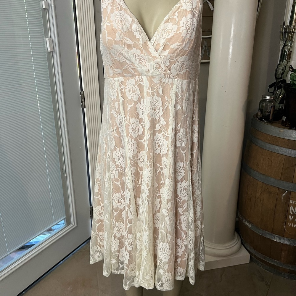 GLAMOUR DRESS - Picture 7 of 7